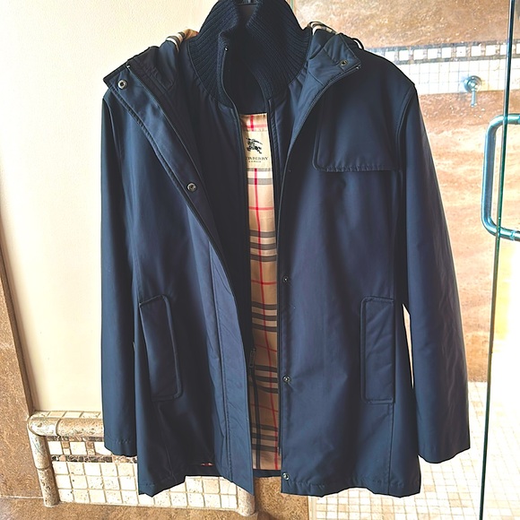 Burberry Jackets & Blazers - BURBERRY ZIP WATERPROOF RAINCOAT UTILITY JACKET BLACK!